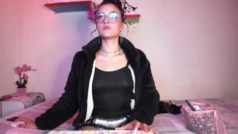 Snapshot of emmantho chatting on May 12, 2026, 2:52 am Emmantho online show from May 12, 2026, 2:52 am