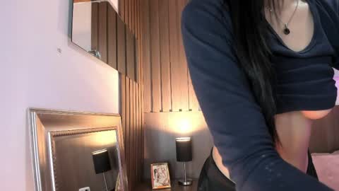 Emma online show from April 10, 2026, 8:13 pm