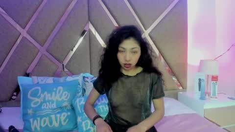 Emma online show from October 6, 2025, 2:03 pm