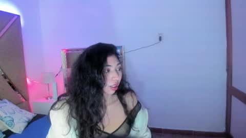 Emma online show from October 15, 2025, 2:50 pm