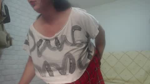 emmasquirt69 online show from February 13, 2025, 9:38 pm