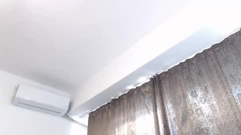 Emma online show from February 11, 2025, 9:42 am