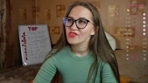 Mia online show from March 8, 2025, 12:41 pm