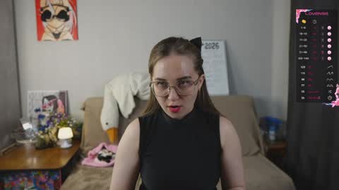 Snapshot of emmatiny chatting on May 12, 2026, 7:00 pm Mia online show from May 12, 2026, 7:00 pm
