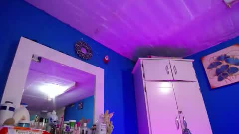 Snapshot of emmaxx7 chatting on January 8, 2026, 8:33 pm Emma online show from January 8, 2026, 8:33 pm