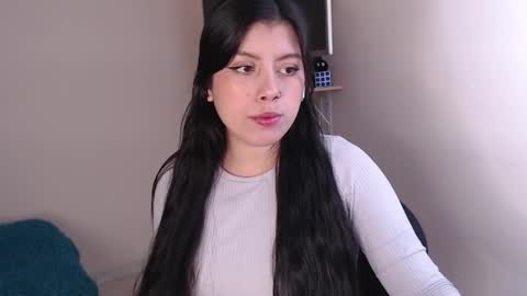 Emily  Independent model online show from November 21, 2025, 6:34 am