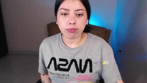 Emily  Independent model online show from April 26, 2026, 3:37 am