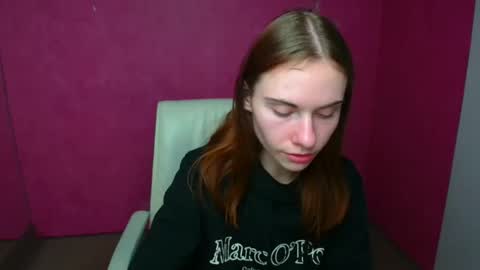 Emmi online show from March 10, 2025, 4:49 am