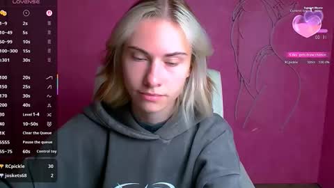 Emmi online show from September 27, 2025, 5:34 am