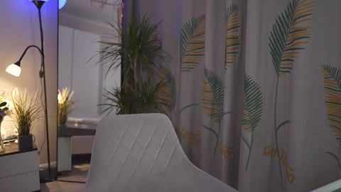 Emily online show from March 3, 2025, 5:50 pm