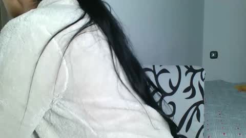 emmie online show from February 12, 2025, 9:10 am