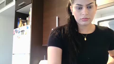 emmie online show from February 21, 2025, 8:40 am