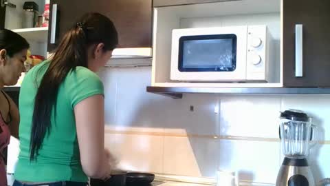 emmie online show from September 12, 2025, 7:30 am