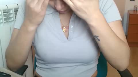 emmie online show from October 16, 2025, 8:15 am