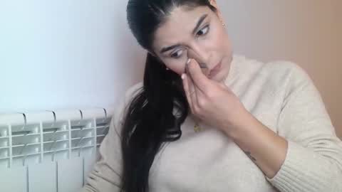 emmie online show from November 14, 2025, 9:19 am