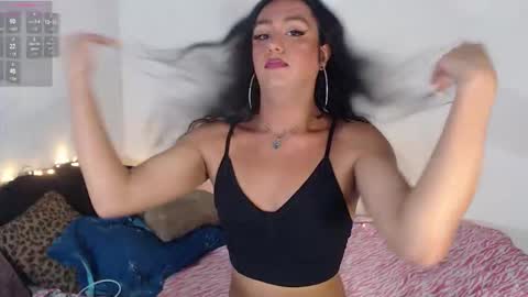 Emely online show from February 12, 2026, 9:26 am