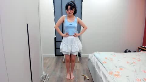 Emilia online show from June 4, 2026, 1:17 pm