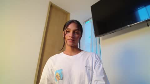 emmily online show from January 22, 2025, 10:48 pm