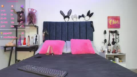          online show from February 6, 2025, 2:58 pm