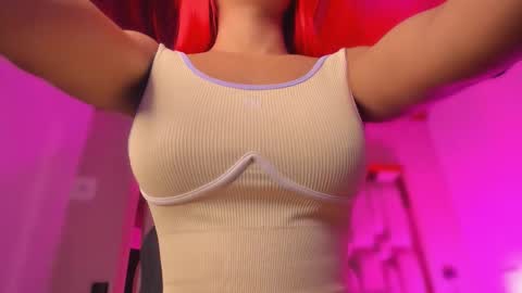 Snapshot of emmily_savage chatting on February 18, 2026, 11:50 am online show from February 18, 2026, 11:50 am