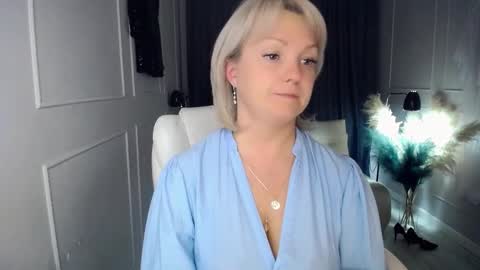 emmmam online show from October 11, 2025, 1:16 am