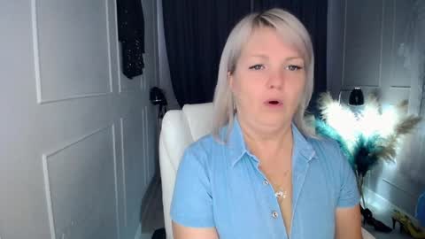 emmmam online show from April 18, 2026, 7:34 am