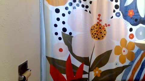 emmtheslutx0x0 online show from November 21, 2025, 7:45 pm