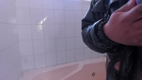 Emily  Laila  online show from January 15, 2025, 3:18 pm