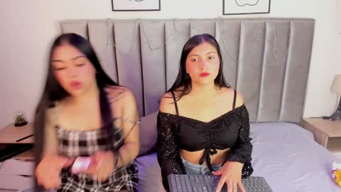 Emily  Laila  online show from January 18, 2025, 12:36 pm