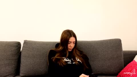 Em online show from March 23, 2026, 3:05 pm