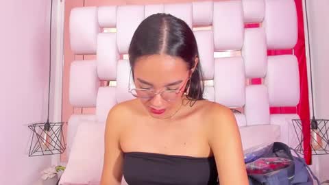 emmy online show from September 20, 2025, 1:23 pm