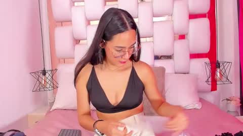 emmy online show from September 23, 2025, 7:39 pm