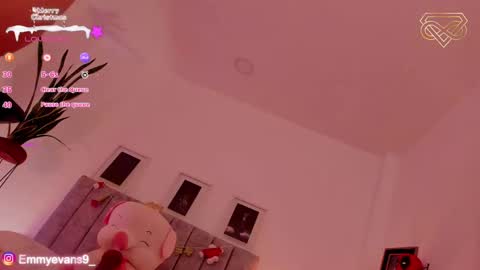 Emmy Evans  online show from December 18, 2024, 6:57 pm