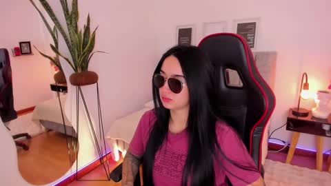 Emmy Evans  online show from February 22, 2025, 11:35 pm