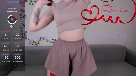 emmyflower online show from February 13, 2025, 5:33 pm