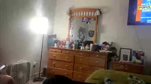 emoney04 online show from January 18, 2026, 4:44 pm