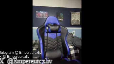 Snapshot of empereurcxliv chatting on March 3, 2026, 5:57 am empereurcxliv online show from March 3, 2026, 5:57 am