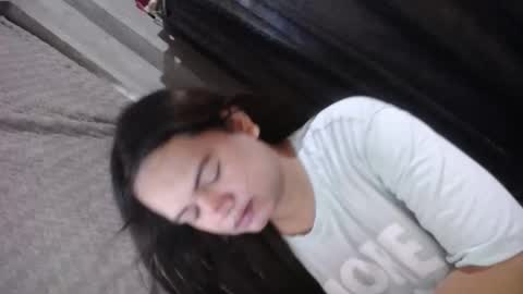 empressrheo online show from December 21, 2025, 5:03 am