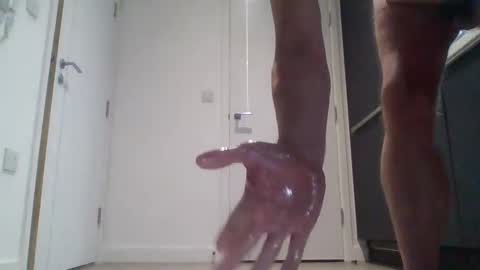 emrys2016833836 online show from November 19, 2025, 5:35 pm