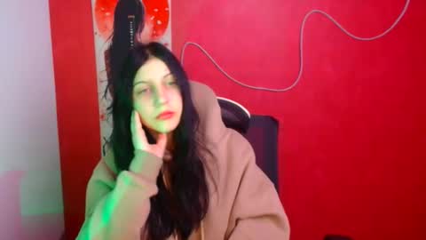 Emma online show from November 22, 2025, 12:37 pm