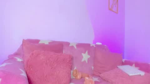 Emy online show from February 27, 2025, 2:21 pm