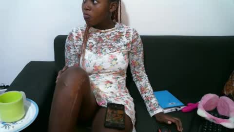 Vee online show from May 16, 2026, 8:55 am
