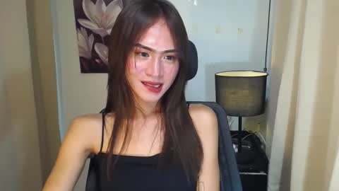 enchantriss69 online show from March 11, 2025, 3:34 pm