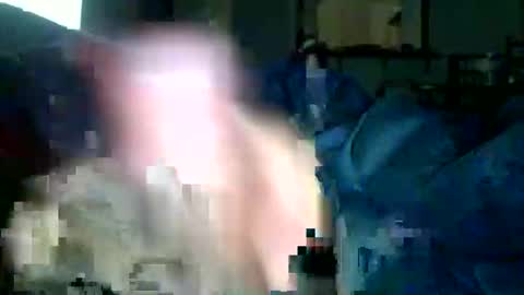 encormoi online show from January 14, 2026, 8:09 am