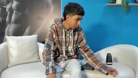 Ender online show from January 12, 2026, 2:22 pm