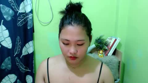 Eva online show from November 4, 2025, 6:18 pm