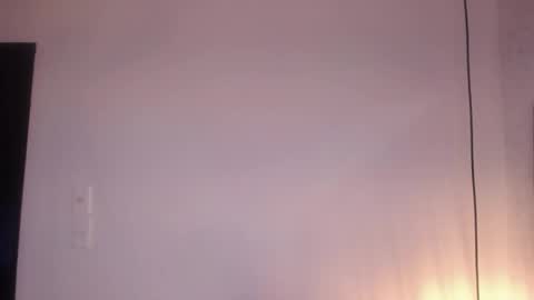 Snapshot of endlessnightfx chatting on January 21, 2025, 3:04 am endlessnightfx online show from January 21, 2025, 3:04 am