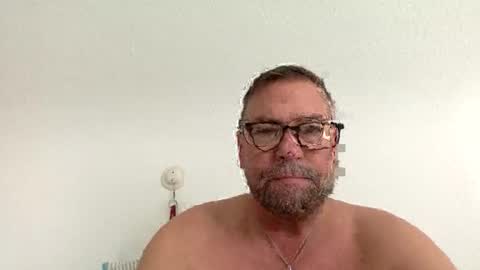 Snapshot of endurorider36 chatting on September 10, 2025, 10:26 am endurorider36 online show from September 10, 2025, 10:26 am