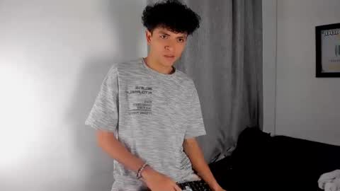 Salo online show from April 19, 2026, 11:09 am