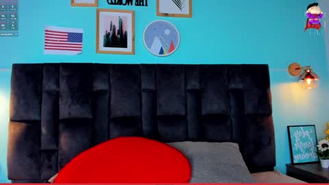 Snapshot of engelstone_ chatting on January 3, 2025, 1:48 am E N G E L online show from January 3, 2025, 1:48 am
